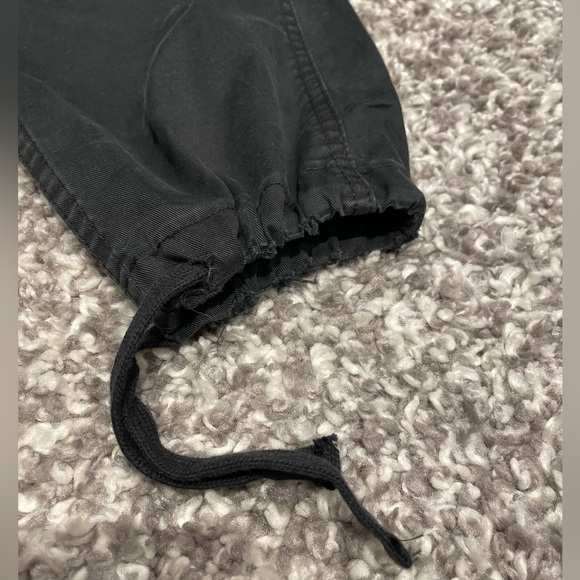 American Eagle Outfitters Black Cargo Pant - Picture 10 of 11